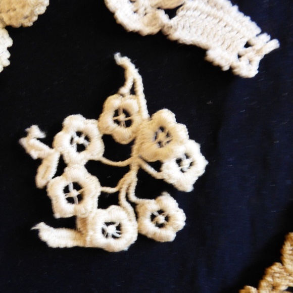 VTG antique Victorian hand made Trims Lace Edgings Patches 21 pieces ecru - Picture 4 of 11